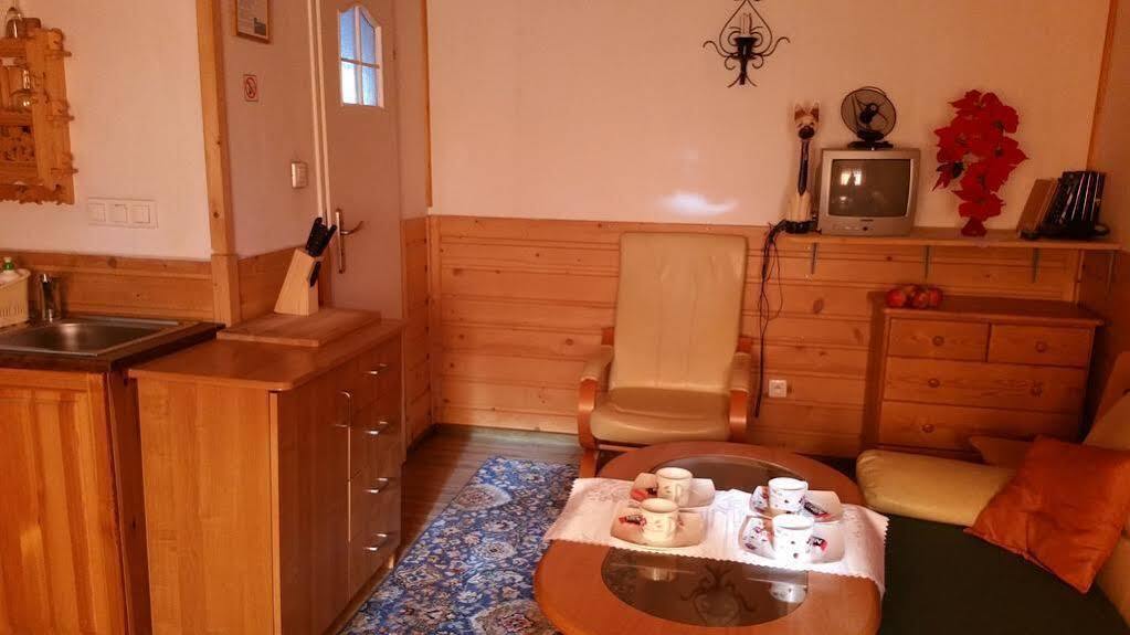 Camping Harenda Pokoje Goscinne I Domki Zakopane Exterior foto